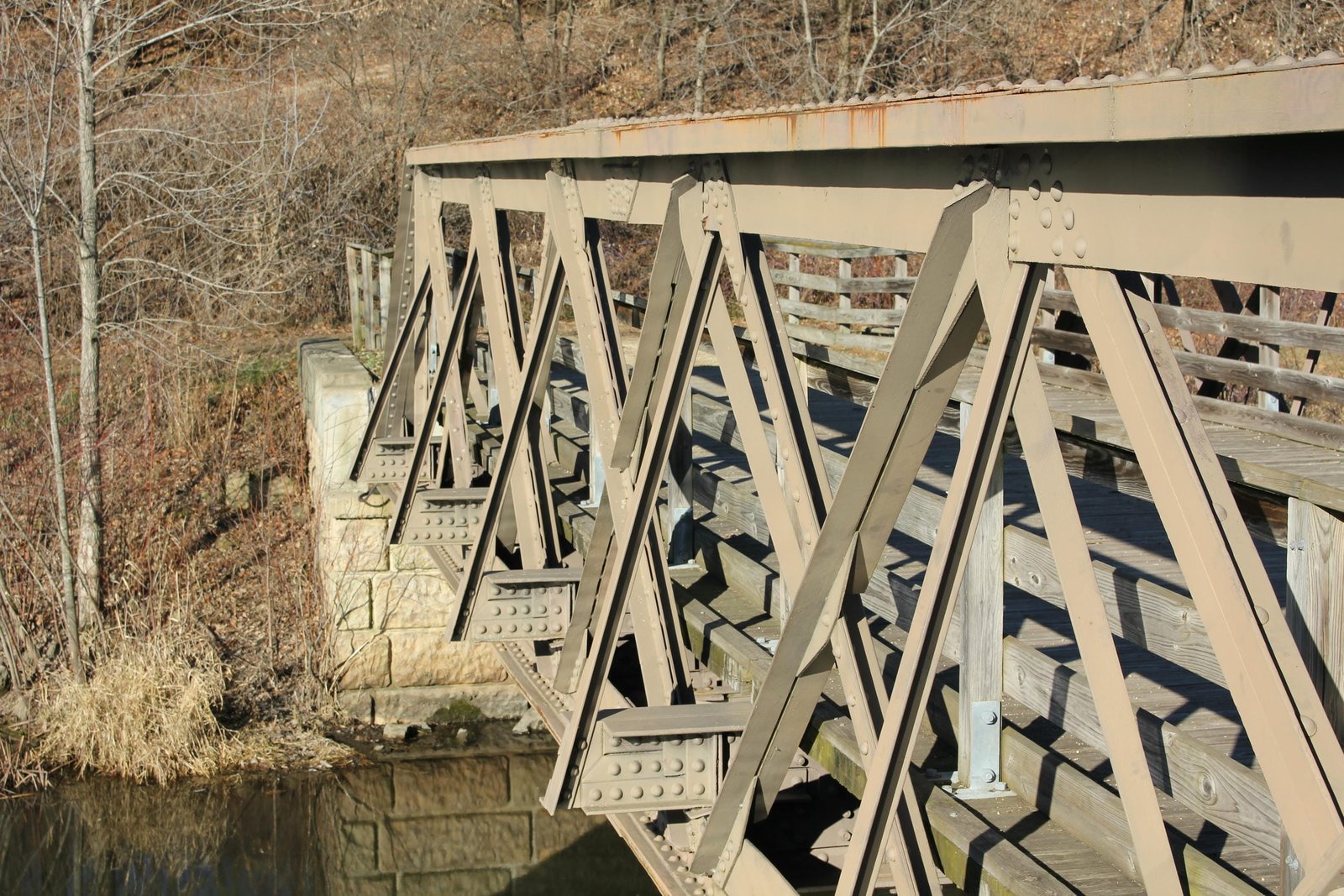 Truss details, pony truss span